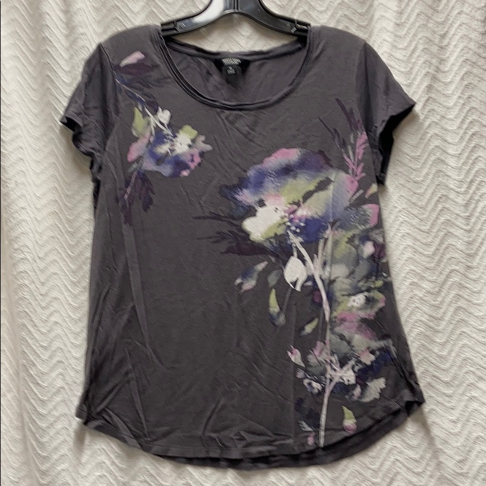 Simply Vera Vera Wang gray floral print top in Med